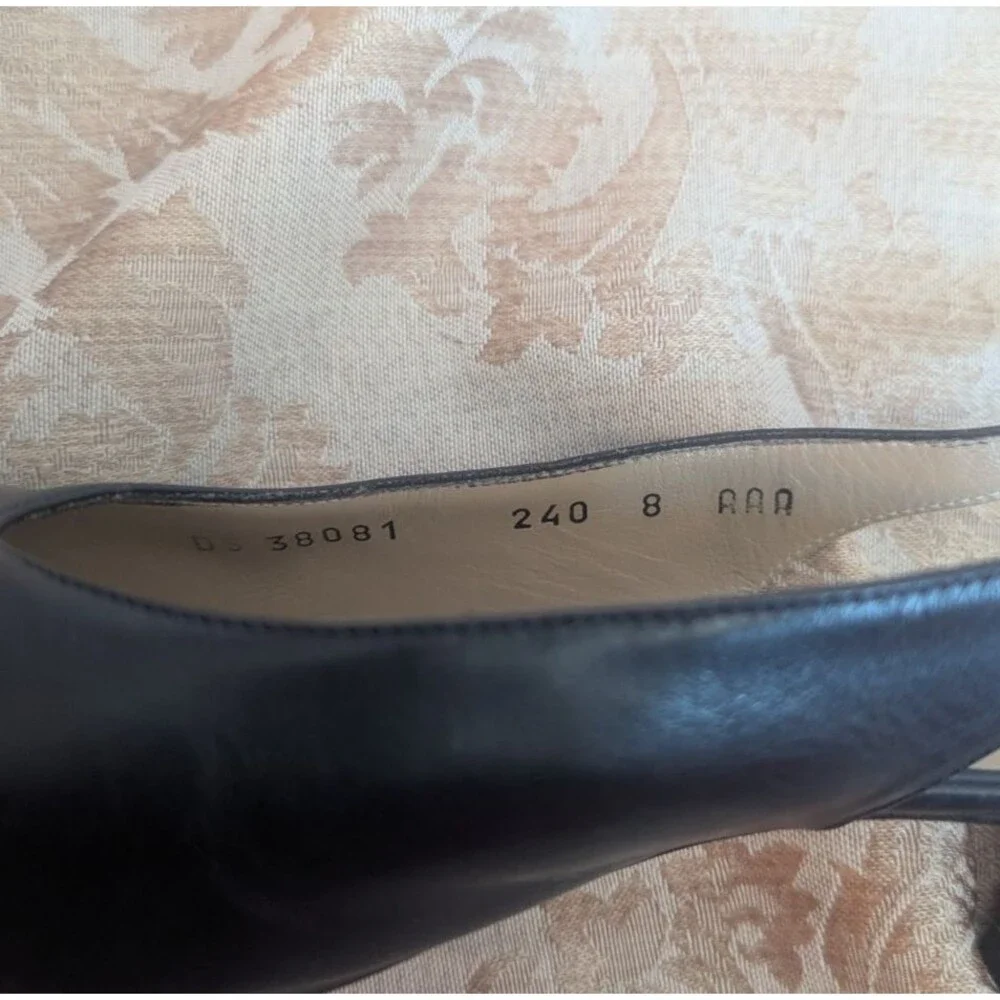 Salvatore Ferragamo Navy Patent Leather Sling Back Size: 8 AAA - Picture 4 of 6